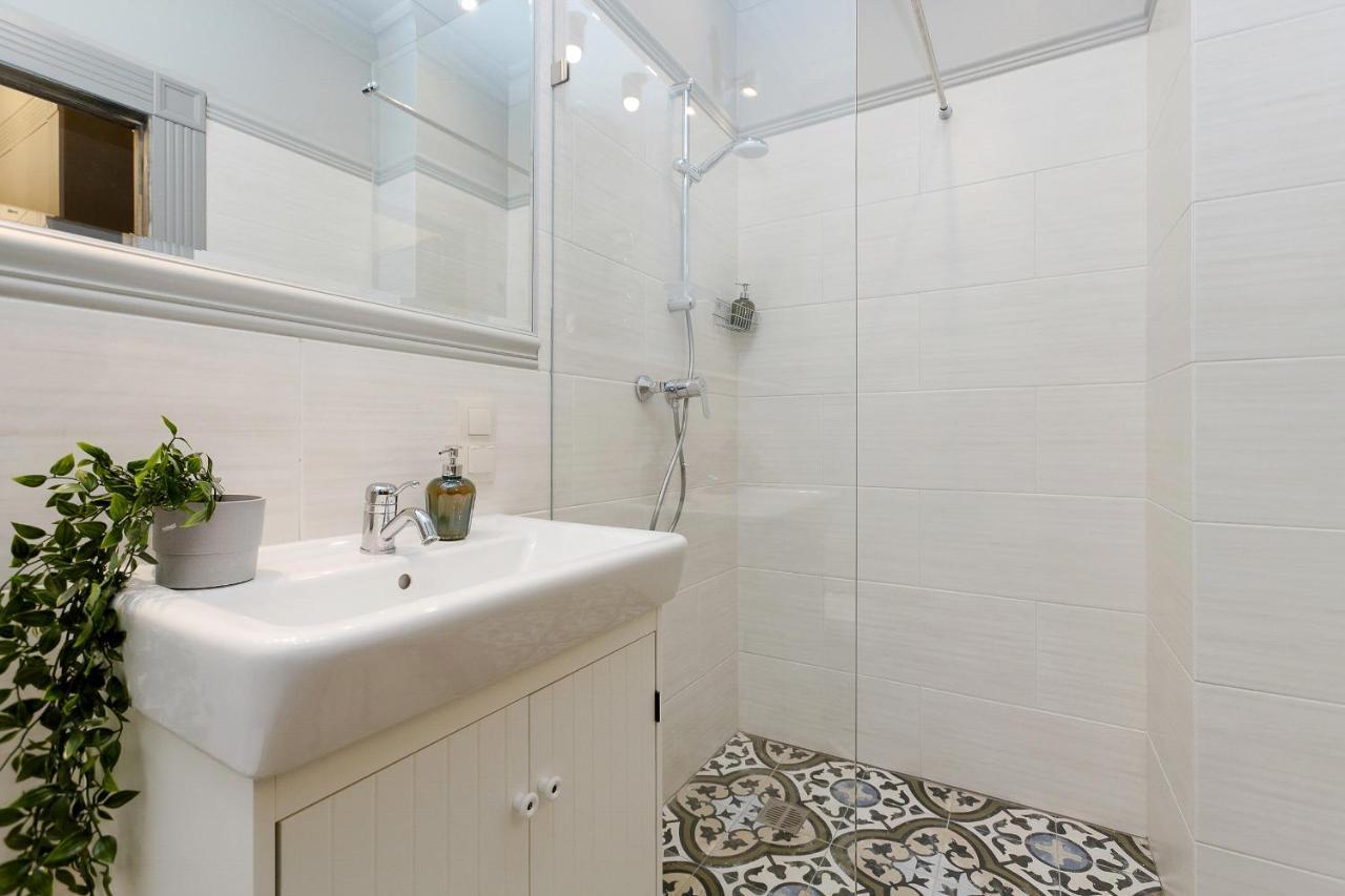 Stabu Deluxe Apartment ريغا المظهر الخارجي الصورة